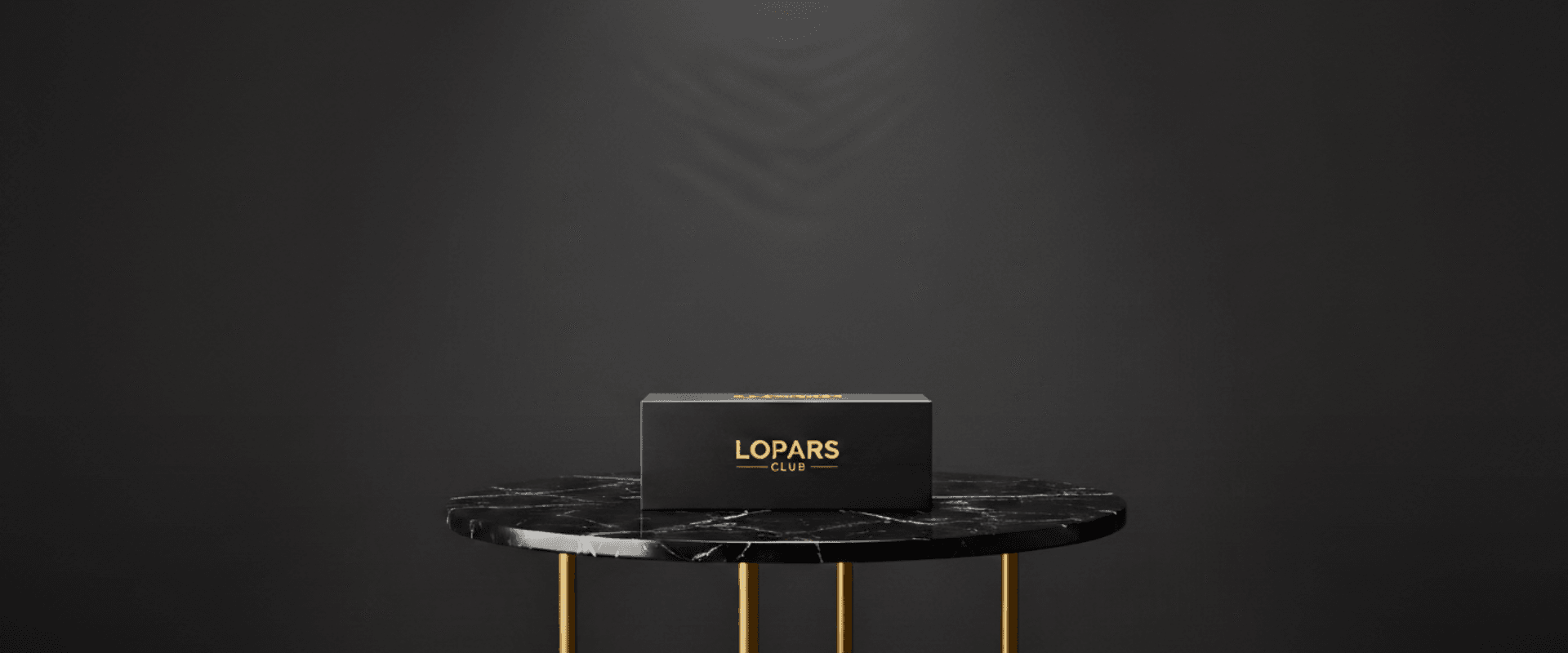 Lopars Club üyelik sahnesi, premium koku dünyasına özel ayrıcalıklar ve üyeye özel avantajlar
